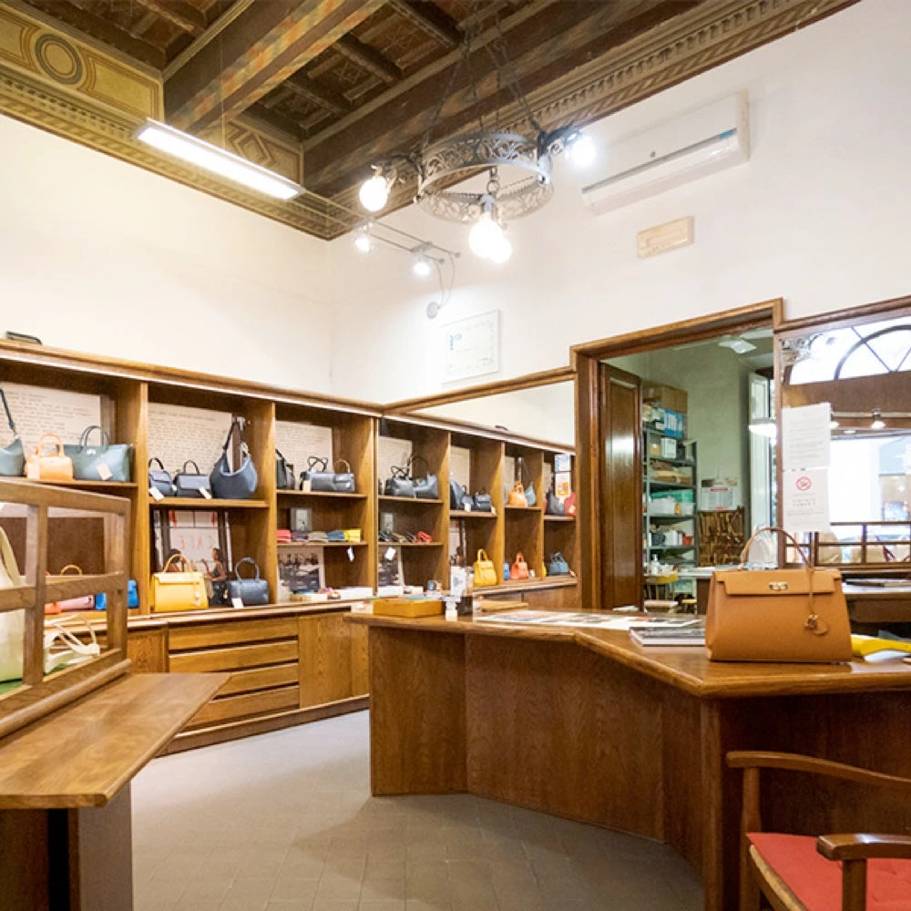 Fratelli Orsini Leather Bags Viola - Calf Leather Women’s Bag With Shoulder Straps 14 Fratelli Orsini Leather Bags Viola - Calf Leather Women’s Bag With Shoulder Straps